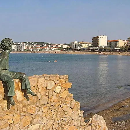 The In * L' Escala